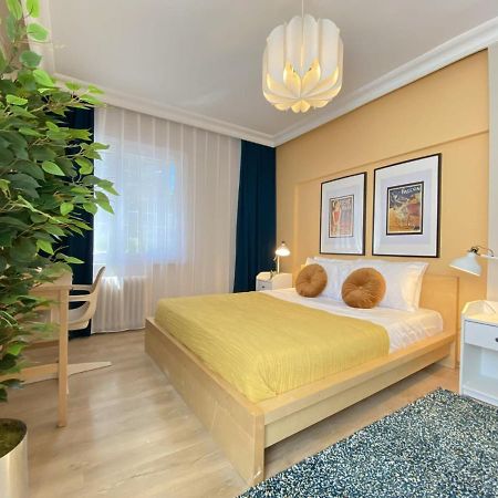 Chic Flat Near Shopping Malls In Sisli Apartment Истанбул Екстериор снимка