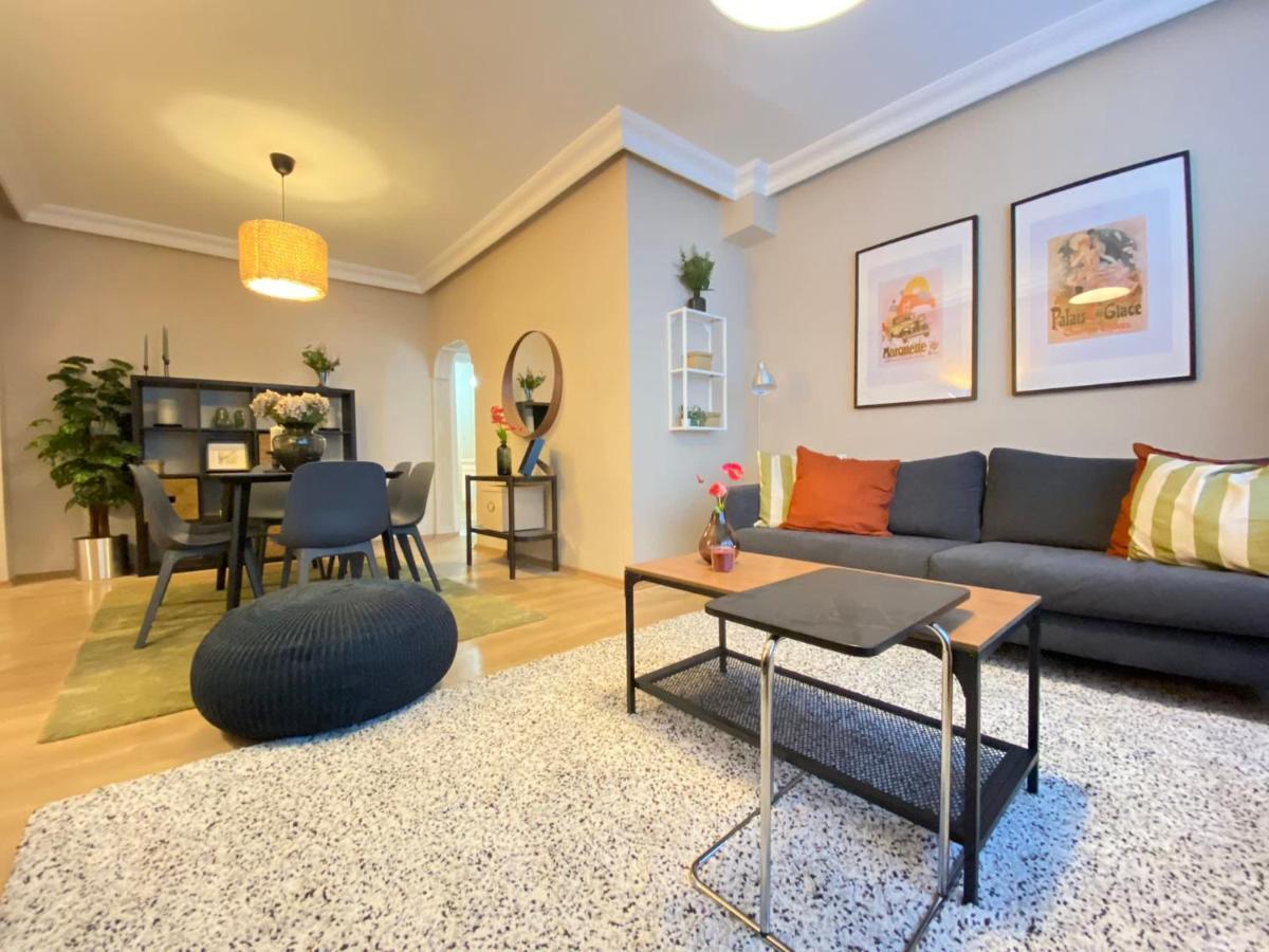 Chic Flat Near Shopping Malls In Sisli Apartment Истанбул Екстериор снимка