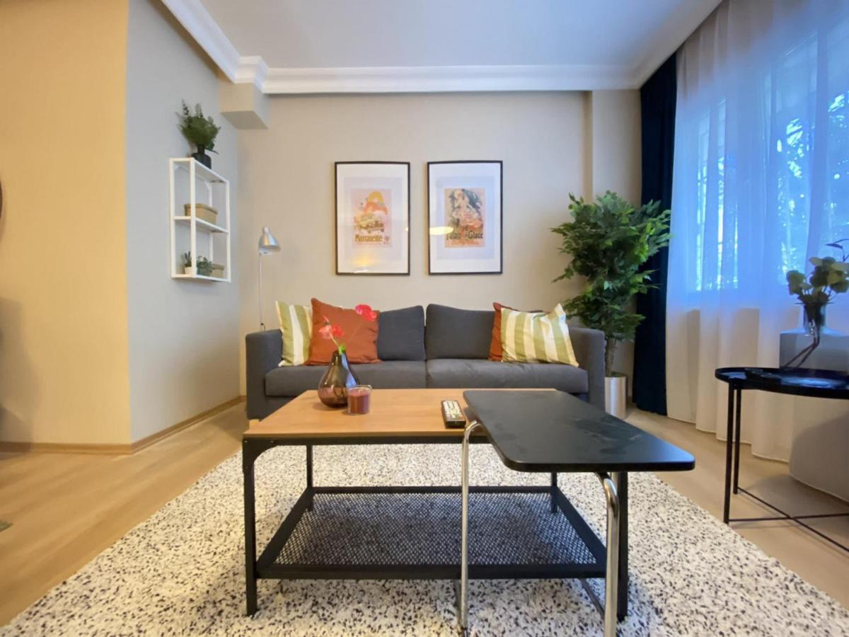 Chic Flat Near Shopping Malls In Sisli Apartment Истанбул Екстериор снимка