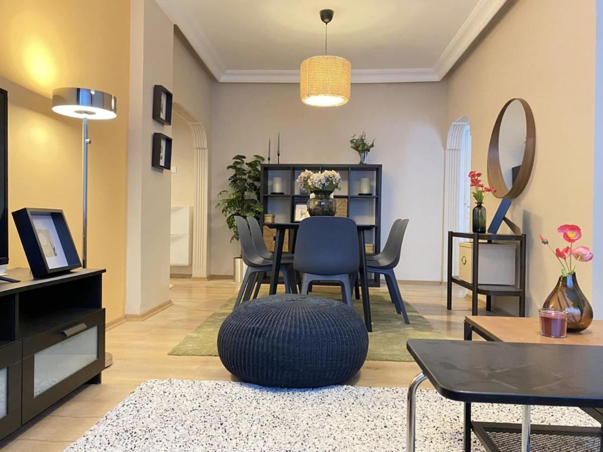 Chic Flat Near Shopping Malls In Sisli Apartment Истанбул Екстериор снимка
